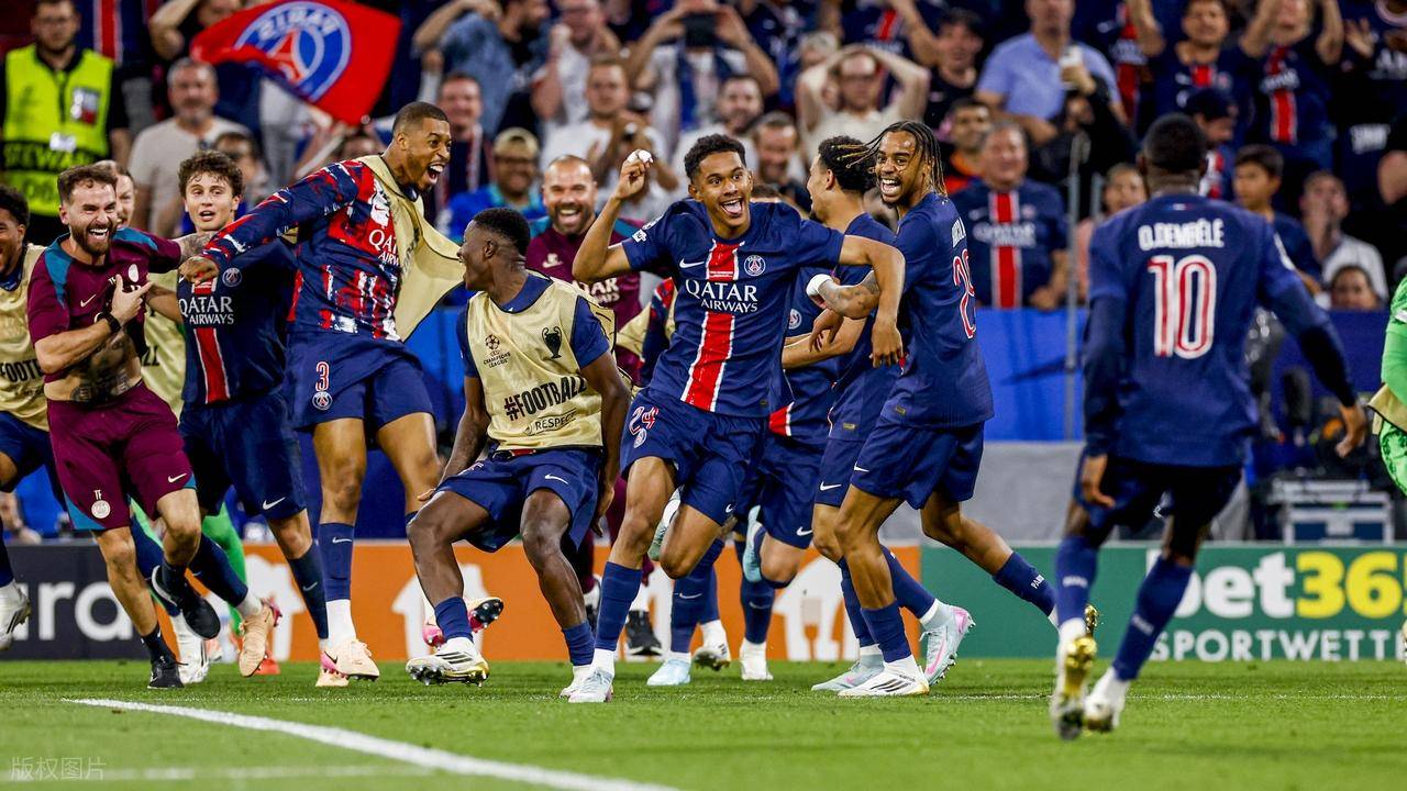 九游体育官方网站-包含巴黎圣日耳曼迎欧冠关键赛，今夜临场应变，媒体盛赞，训练强度明显提升的词条
